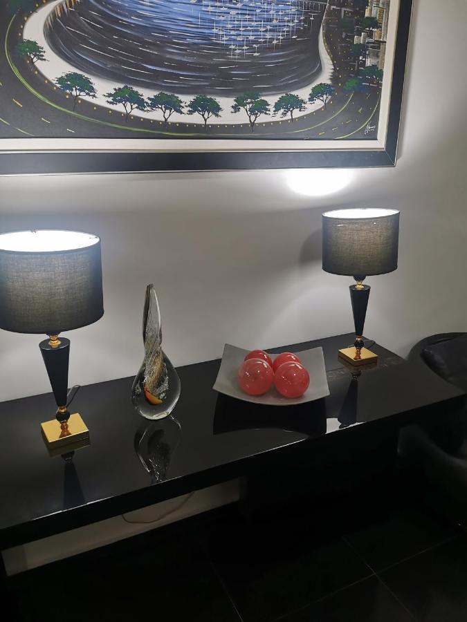 The Best Copacabana Luxury Design 3 Bedroom Room 3 Bathroom 85 Inch Cinema Tv Top Location リオデジャネイロ エクステリア 写真